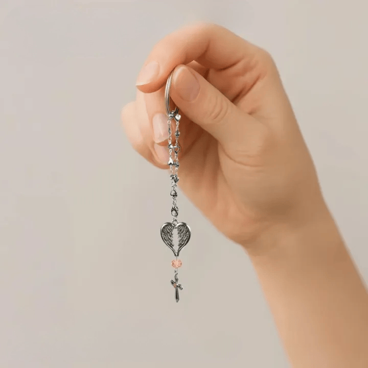 Porte-clés Cœur et Ailes d'Ange Gardien de Christianartworkshop pour voiture : Un doux rappel de protection - image 3