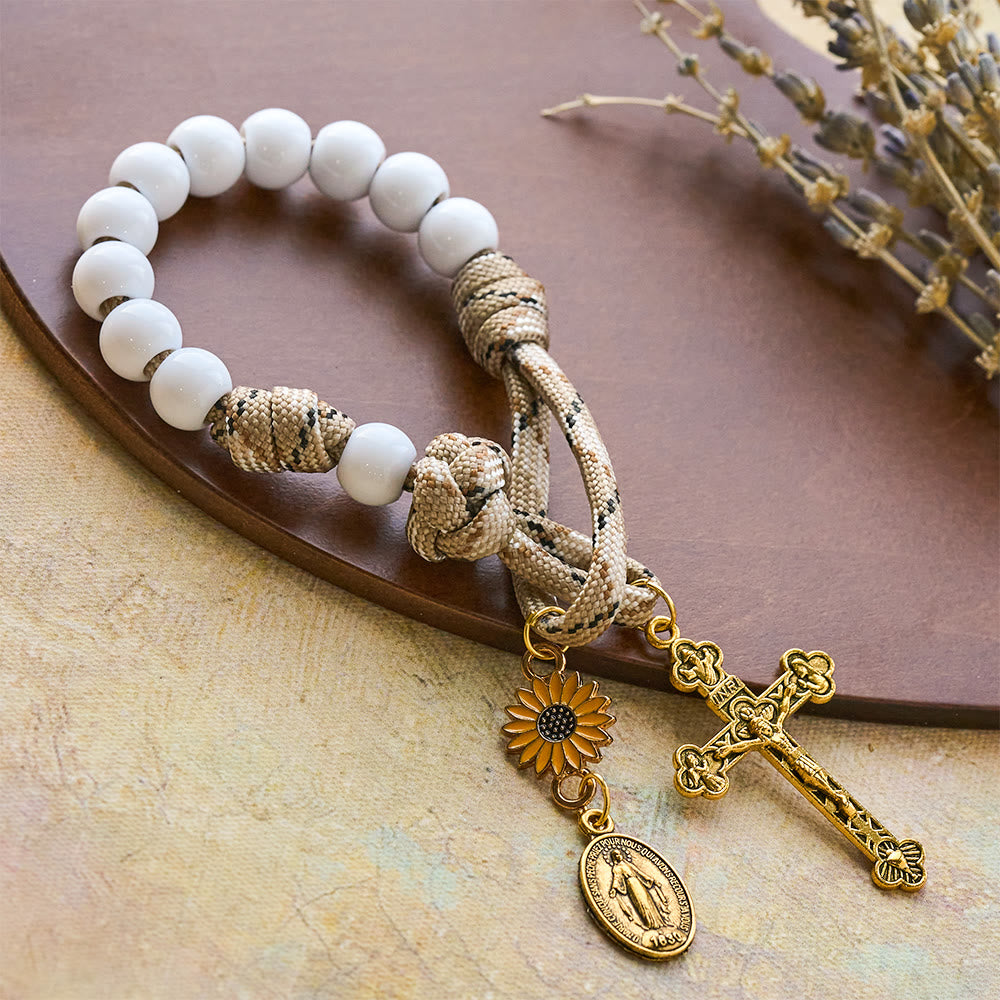 Christianartworkshop Chapelet de poche à double pancarte avec bénédiction : Tournesol et Vierge Marie, à fixer au rétroviseur de voiture ou à porter sur soi. - Notre-Dame et Tournesol - image 0