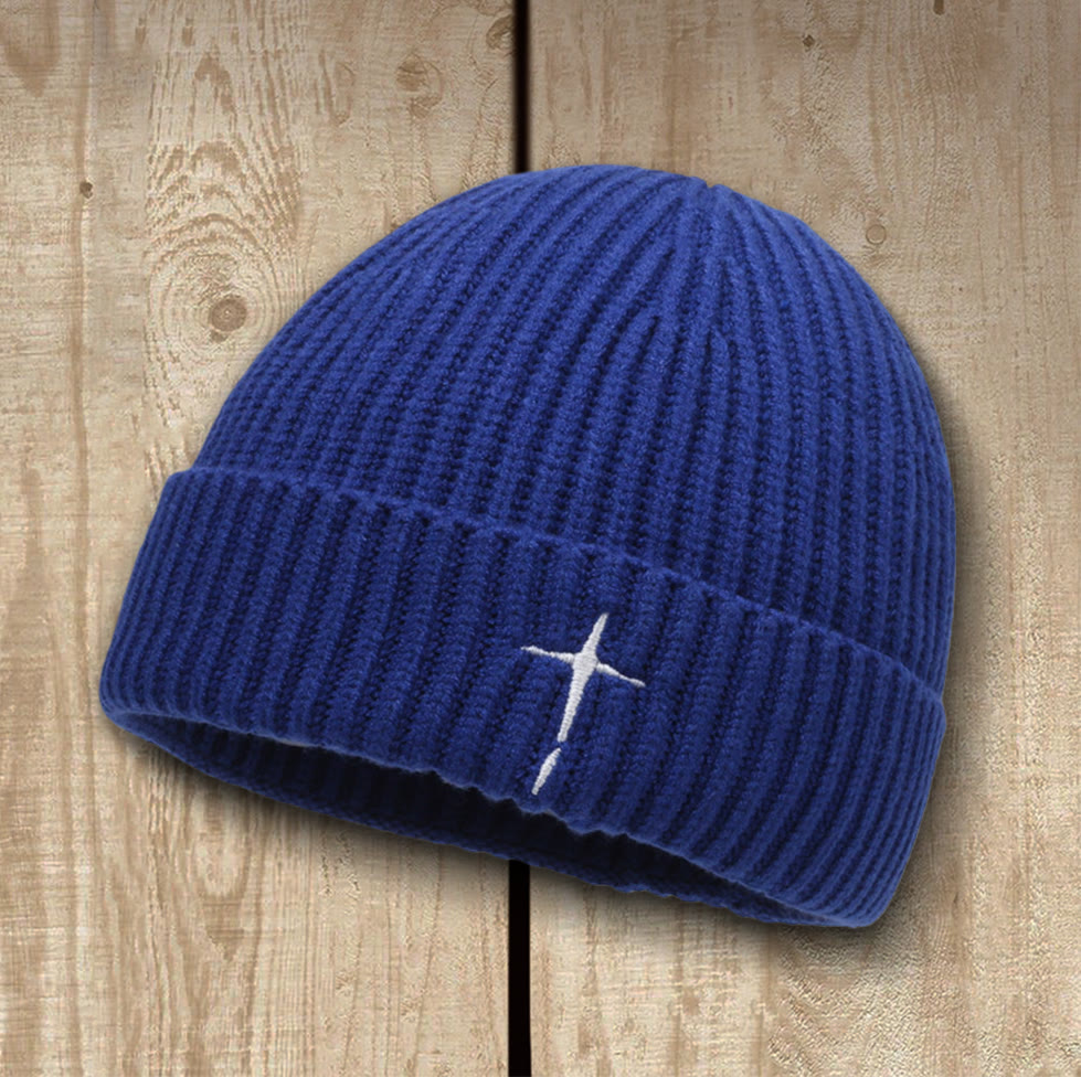 Bonnet brodé croix subtile de Christianartworkshop : Sa grâce par temps froid - Bleu royal - Tour de tête : 54–60 cm / 21,26''–23,62'' - image 3