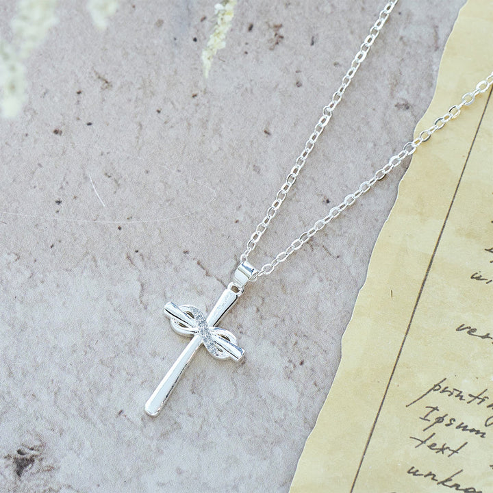 Christianartworkshop Colliers Croix de Möbius et Zircon : Confort et symbolisme sacré - image 6