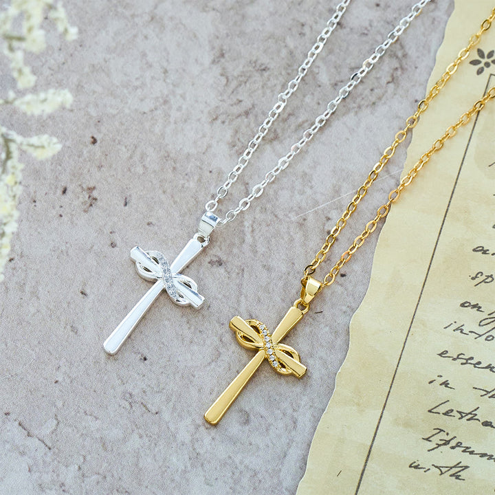 Christianartworkshop Colliers Croix de Möbius et Zircon : Confort et symbolisme sacré - image 4