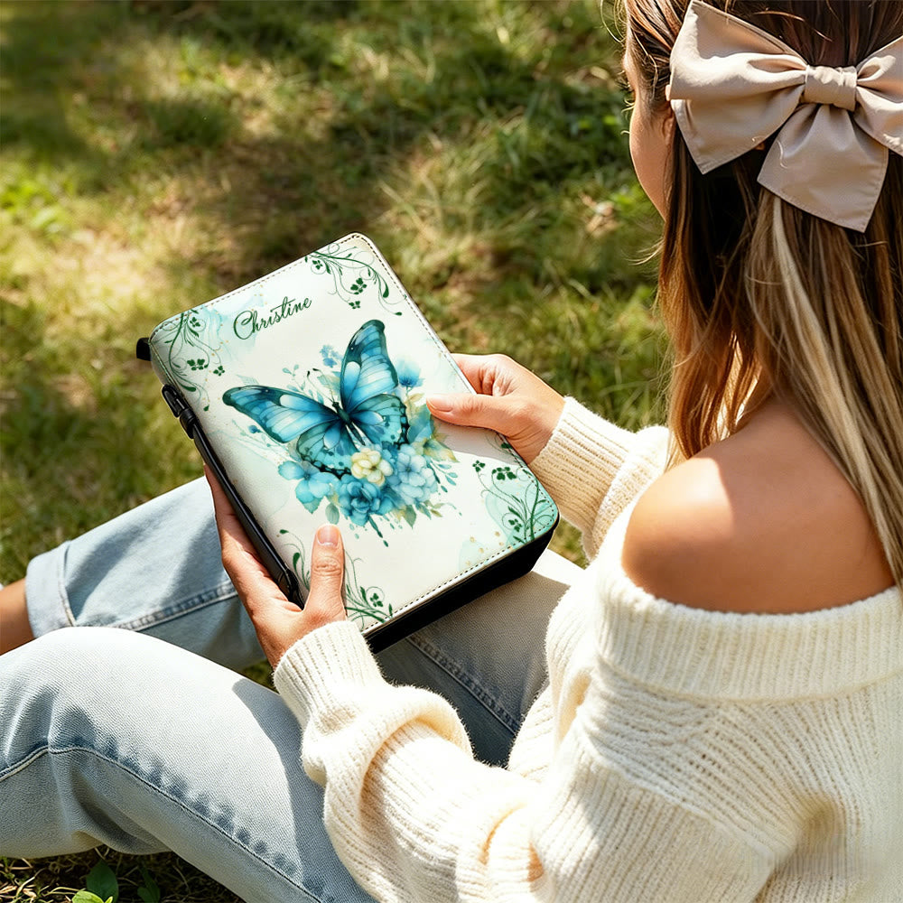 Christianartworkshop Couverture de Bible personnalisée avec papillon : Douce transformation pour sa Parole - image 1