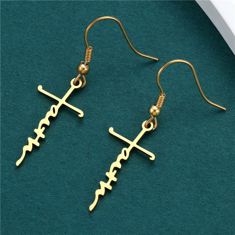 Boucles d'oreilles Croix et Grâce de Christianartworkshop : Une foi délicate à porter au quotidien - Croix de la foi - Doré - image 17