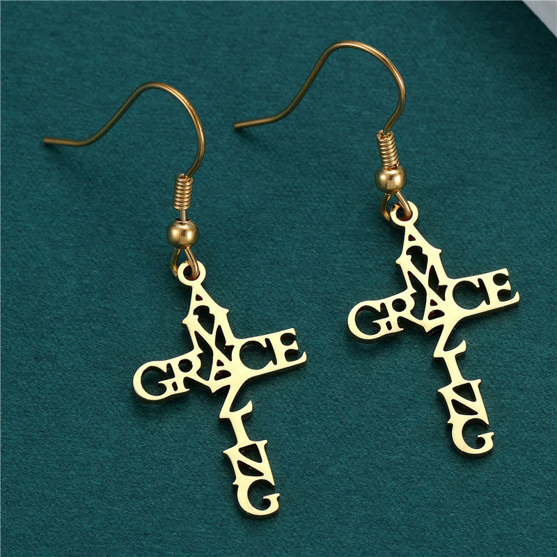 Boucles d'oreilles Croix et Grâce de Christianartworkshop : Une foi délicate à porter au quotidien - Amazing Grace - Doré - image 16