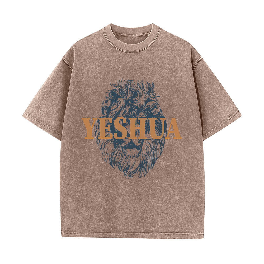 T-shirt délavé à tête de lion « YESHUA » de Christianartworkshop - Kaki - 5XL - image 6