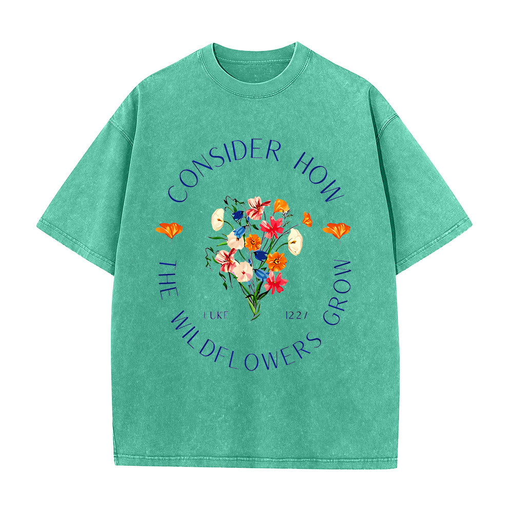 T-shirt unisexe délavé « Considérez comment poussent les fleurs sauvages » de Christianartworkshop - Vert - 5XL - image 10