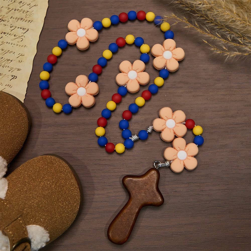 Christianartworkshop Chapelet pour enfants avec fleurs en silicone souple : motif floral amusant aux couleurs rouge, jaune et bleu - image 3