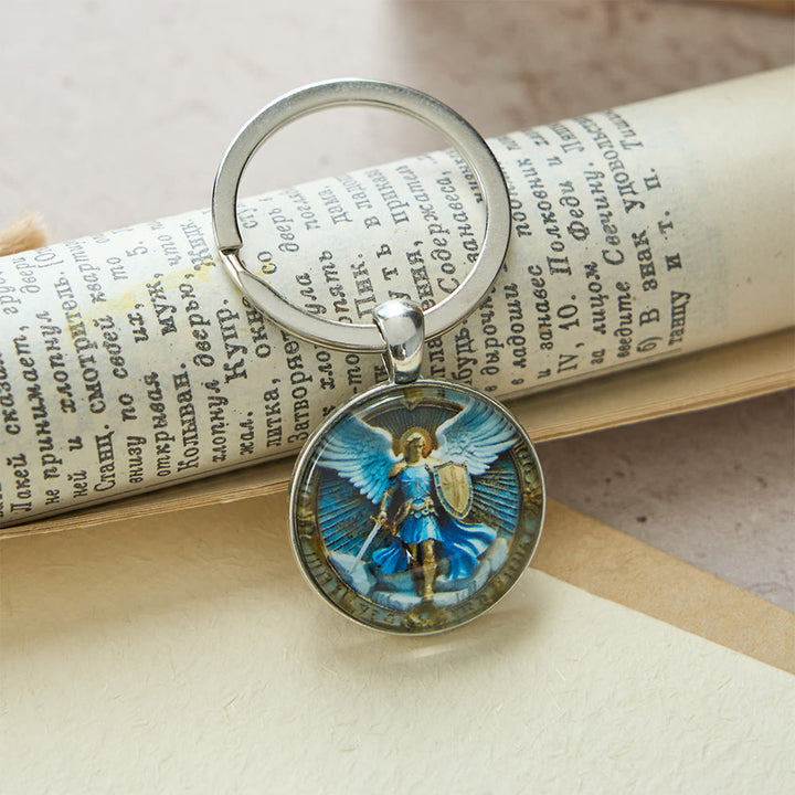 Christianartworkshop Porte-clés classique religieux en armure, ange gardien, saint Michel : emblème intemporel de la valeur céleste - image 3