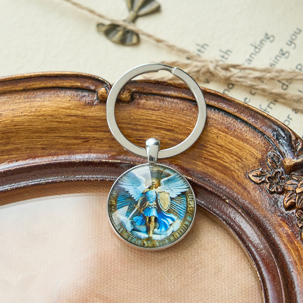 Christianartworkshop Porte-clés classique religieux en armure, ange gardien, saint Michel : emblème intemporel de la valeur céleste - image 2