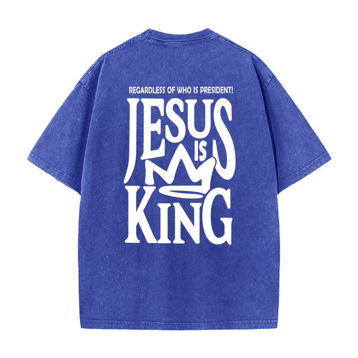 T-shirt unisexe délavé Christianartworkshop « Jésus est roi » - Bleu - 5XL - image 0