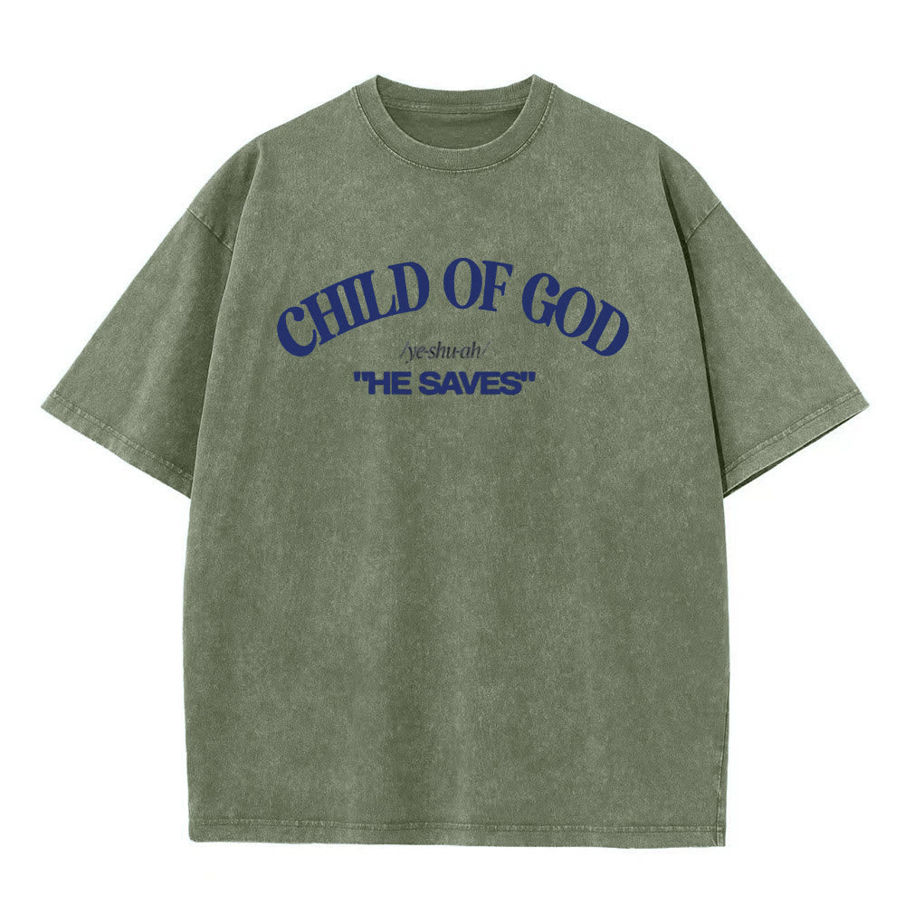 T-shirt unisexe délavé Christianartworkshop style classique « Il sauve l'enfant de Dieu » - Vert armée - 5XL - image 1