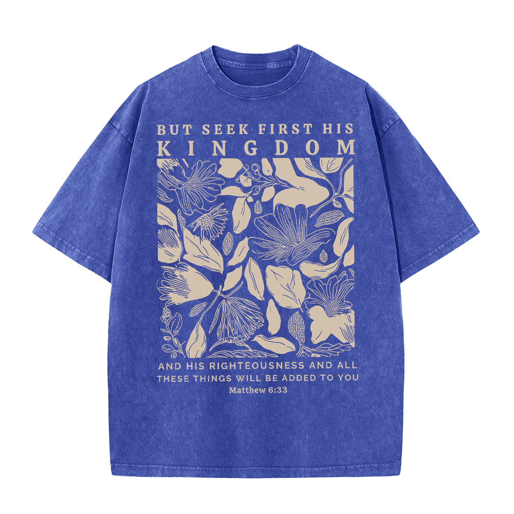 T-shirt unisexe délavé « Mais cherchez d’abord son royaume » de Christianartworkshop - Bleu - 5XL - image 10