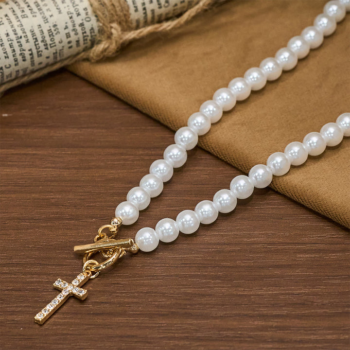 Christianartworkshop Collier élégant à breloque croix et perles : Portez son réconfort au quotidien - image 4