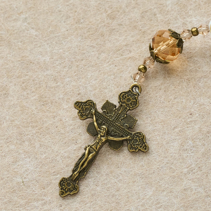 Christianartworkshop Chapelet orné de coquillages blancs, turquoise et champagne : Gardez sa paix près de vous. - image 8