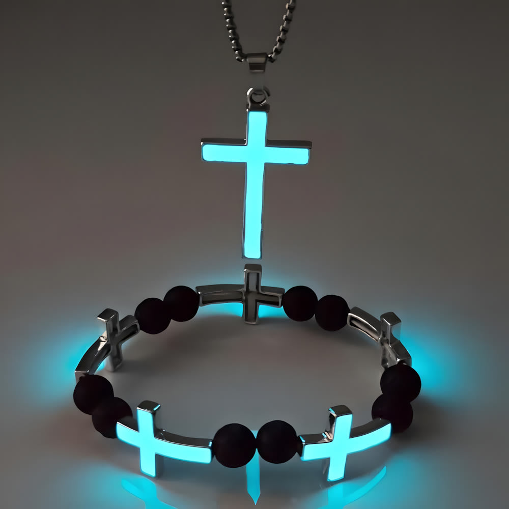 Christianartworkshop Ensemble collier croix lumineuse et bracelet perlé : un souvenir de sa douce lumière - image 4