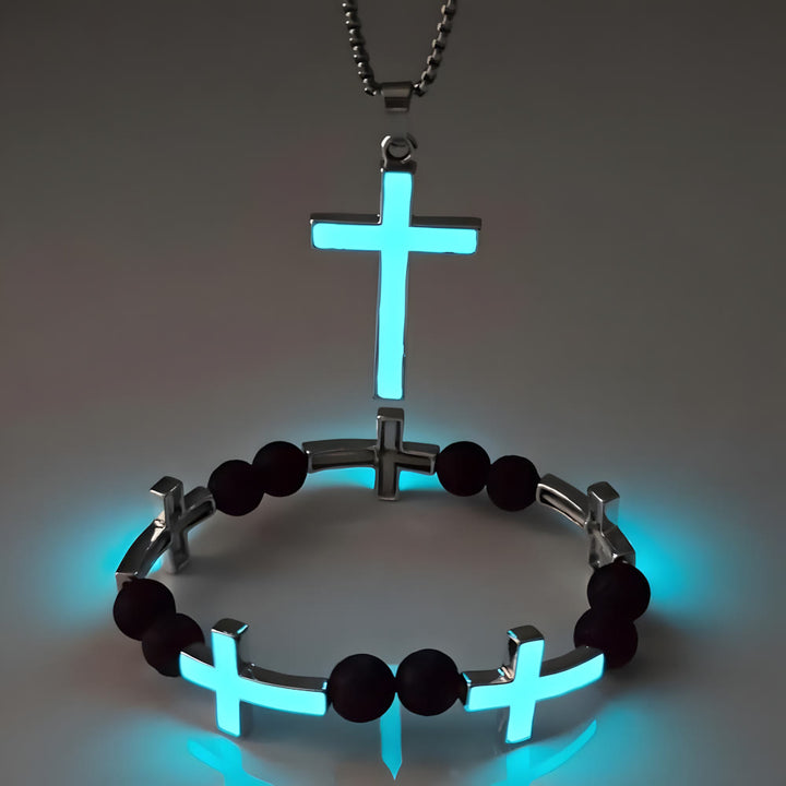 Christianartworkshop Ensemble collier croix lumineuse et bracelet perlé : un souvenir de sa douce lumière - image 4