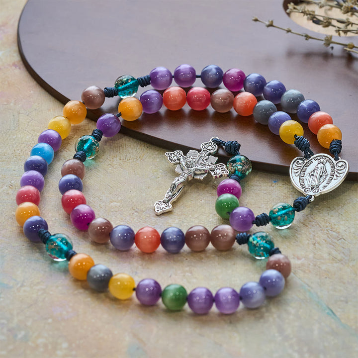 Christianartworkshop Chapelet œil de chat aux couleurs changeantes avec Notre-Dame Gardienne : Motif de foi irisé - image 4