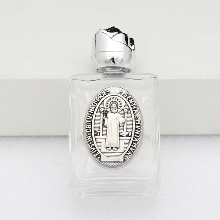 Christianartworkshop Bouteille d'eau bénite ornée d'une icône sacrée en relief : Portez sa protection dans vos moments spirituels - Bouteille carrée - Saint Benoît - Argent - image 22