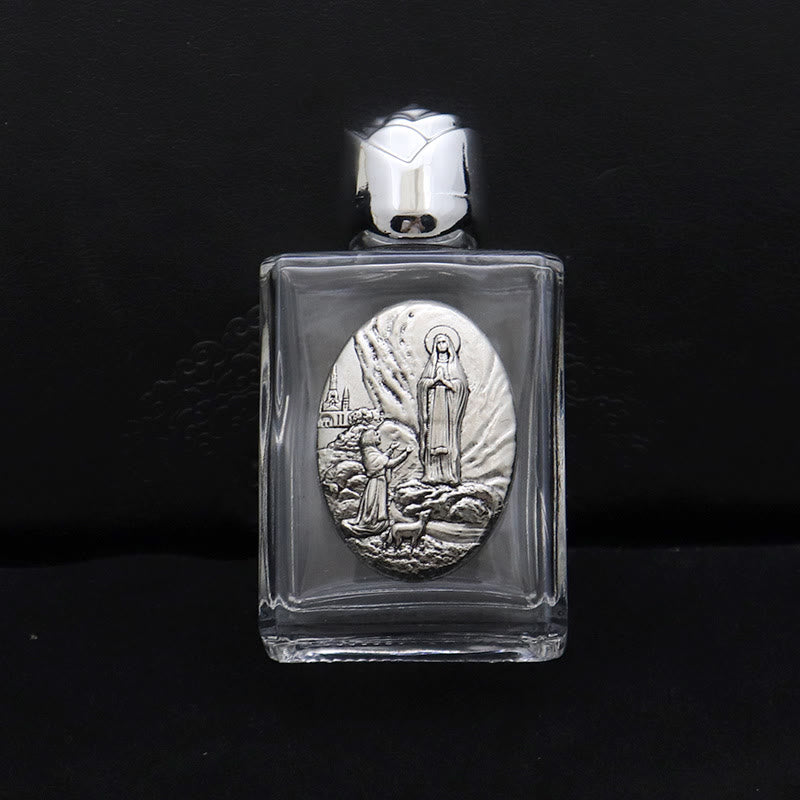 Christianartworkshop Bouteille d'eau bénite ornée d'une icône sacrée en relief : Portez sa protection dans vos moments spirituels - Bouteille carrée - Notre-Dame de Fatima - Argent - image 17