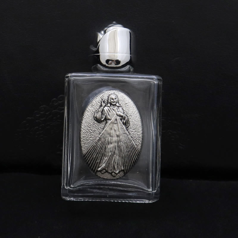 Christianartworkshop Bouteille d'eau bénite ornée d'une icône sacrée en relief : Portez sa protection dans vos moments spirituels - Bouteille carrée - Miséricorde divine - Argent - image 19