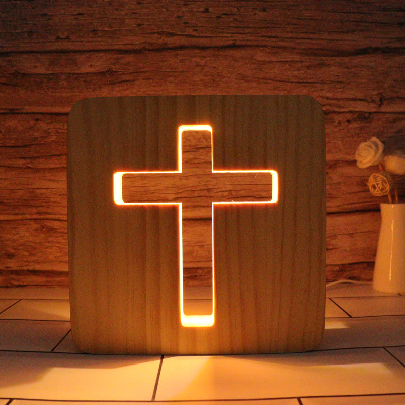 Christianartworkshop Ornement lumineux en bois découpé représentant Jésus, une croix, une colombe et un cœur : Incarnez sa grâce lumineuse - Croix - 7,48''*7,48''/19*19cm - image 1