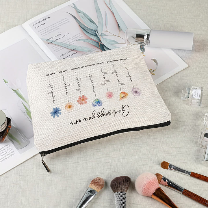 Christianartworkshop Trousse de toilette de voyage avec affirmation biblique « Dieu dit que tu es » : Incarne sa vérité aimante - image 2