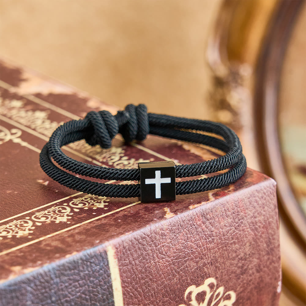 Bracelet croix en corde Christianartworkshop Milano avec carte cadeau : Bénédiction attentionnée pour les baptêmes et les étapes importantes - image 7