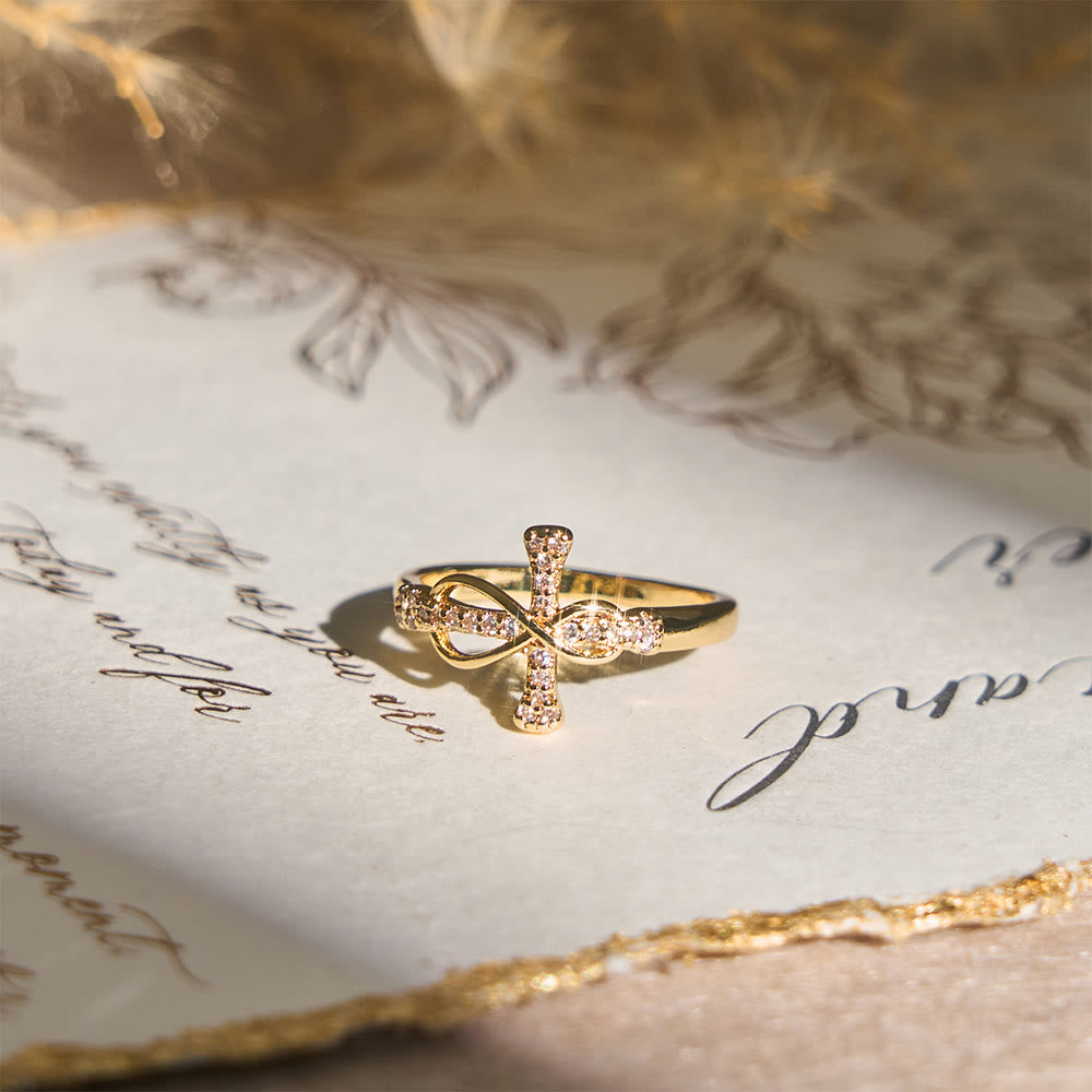 Bague Croix de Möbius dorée/argentée Christianartworkshop : Portez sa grâce au quotidien - image 2