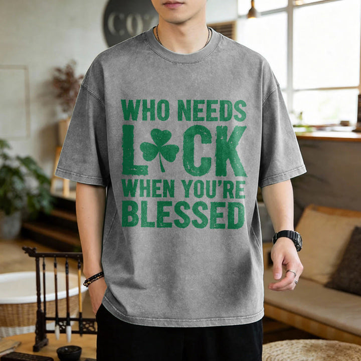 Christianartworkshop Qui a besoin de chance quand on est béni ? T-shirt unisexe délavé à motif trèfle - image 1