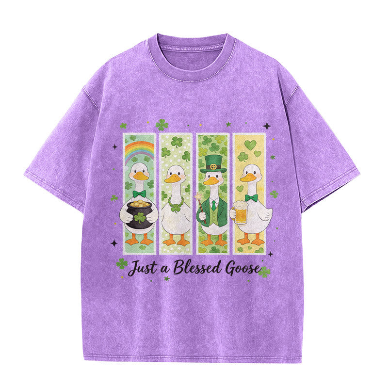 T-shirt unisexe délavé Christianartworkshop « Just a Blessed Goose » pour la Saint-Patrick - Violet - 5XL - image 0