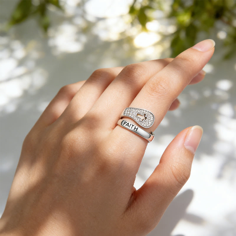 Christianartworkshop Bague Foi et Croix à plusieurs niveaux : Incarnez sa présence immuable - image 2