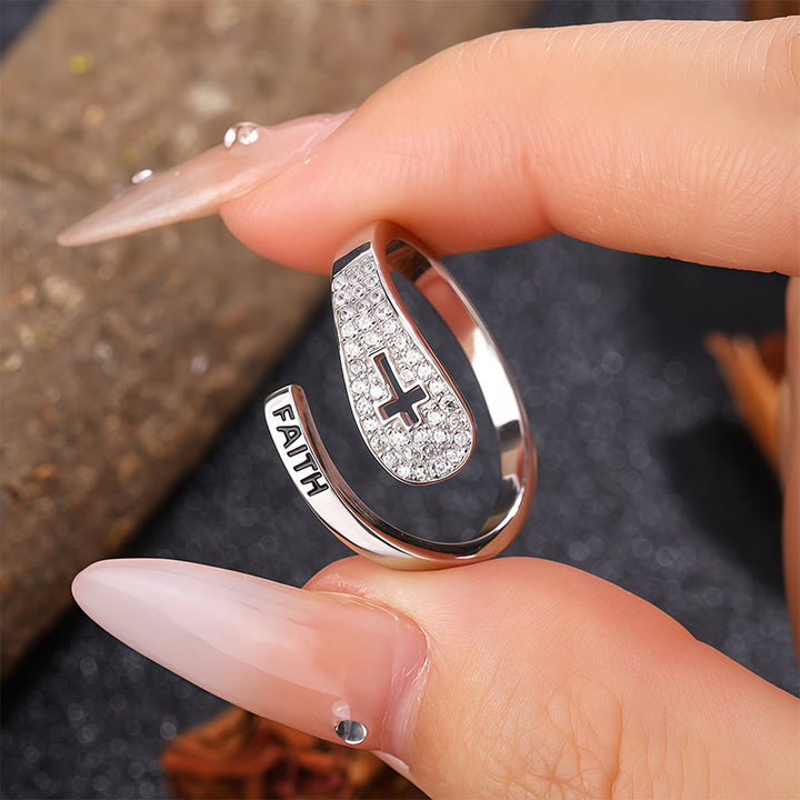 Christianartworkshop Bague Foi et Croix à plusieurs niveaux : Incarnez sa présence immuable - image 4