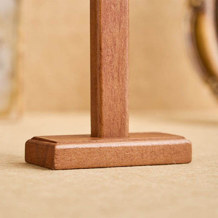 Christianartworkshop Croix de bureau en bois massif : symbole de sa force tranquille - image 5