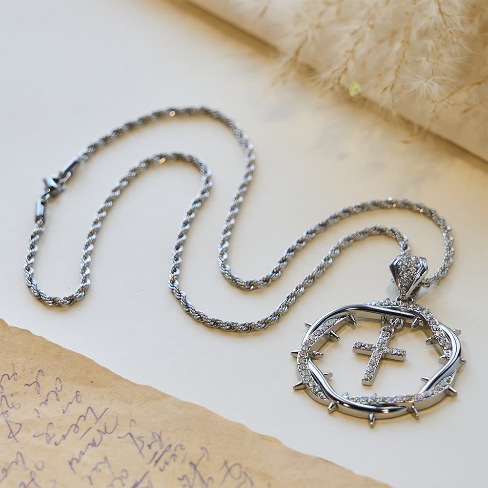 Pendentif Couronne d'épines et Croix de Christianartworkshop : Un rappel de foi et de grâce à porter au quotidien - image 11
