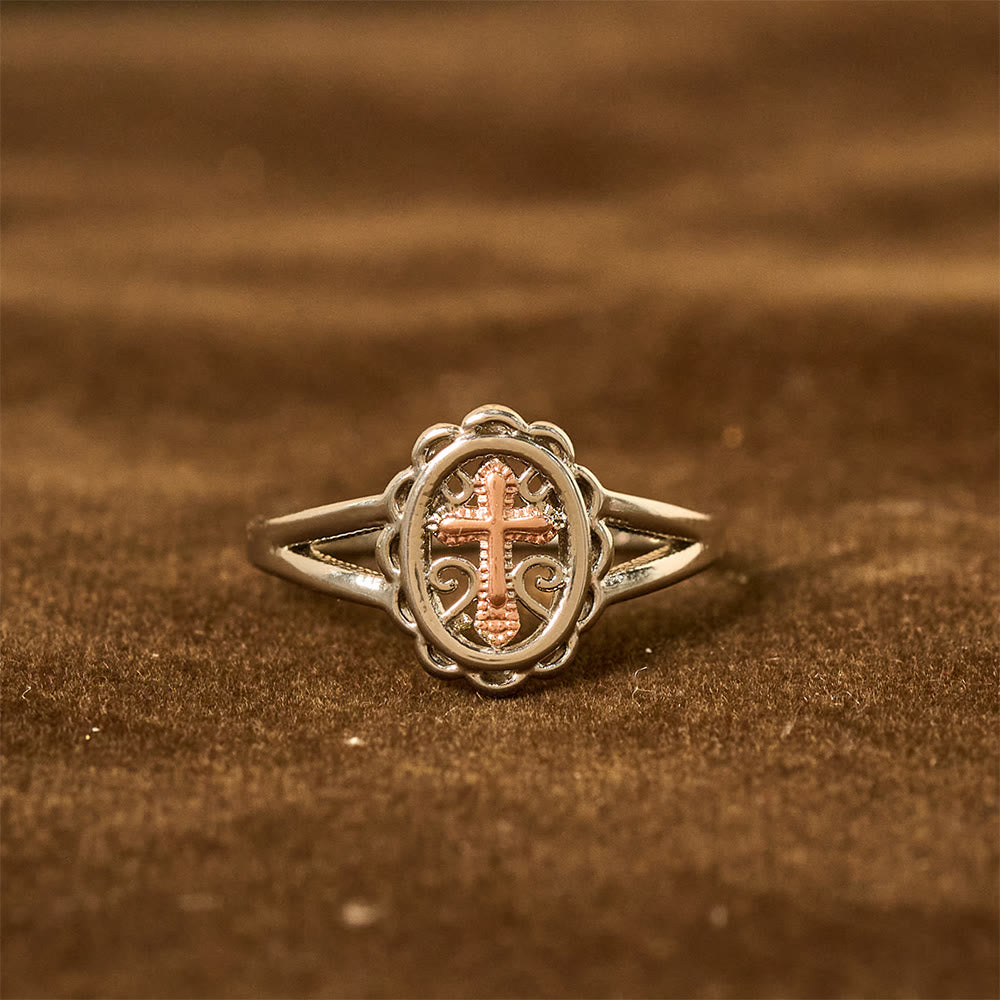Bague croix bicolore Christianartworkshop : Bijou de foi en filigrane argent et or rose - image 1