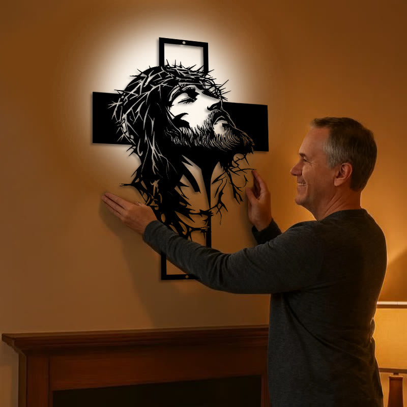 Décoration murale en métal Croix de Jésus Couronne d'épines de Christianartworkshop : Un témoignage de foi sincère  - image 1