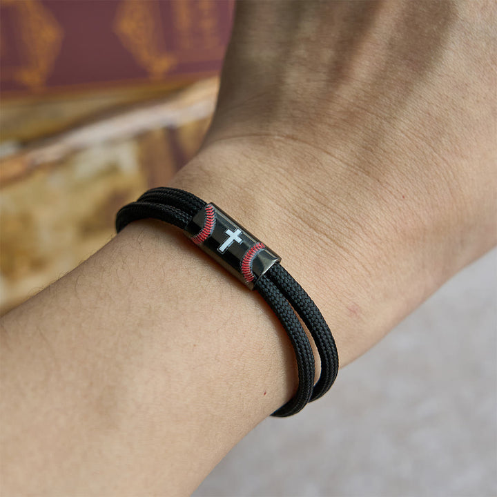 Bracelet en paracorde avec croix Christianartworkshop pour basketball, football et baseball : Compagnon de foi et de sport - image 7