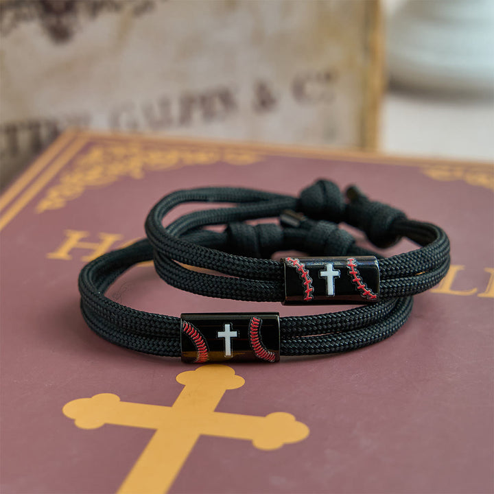 Bracelet en paracorde avec croix Christianartworkshop pour basketball, football et baseball : Compagnon de foi et de sport - image 3