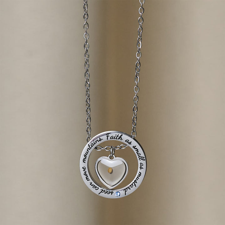 Collier « Foi comme graine de moutarde » de Christianartworkshop : Breloques variées et symbole sacré à porter au quotidien - image 1