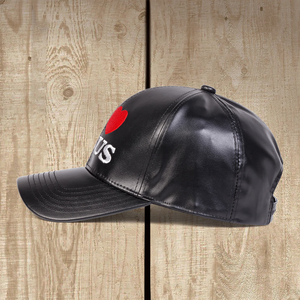 Christianartworkshop Casquette de baseball en cuir PU « Amour dévoué, j’aime Jésus » : Affichez votre foi avec audace - image 1