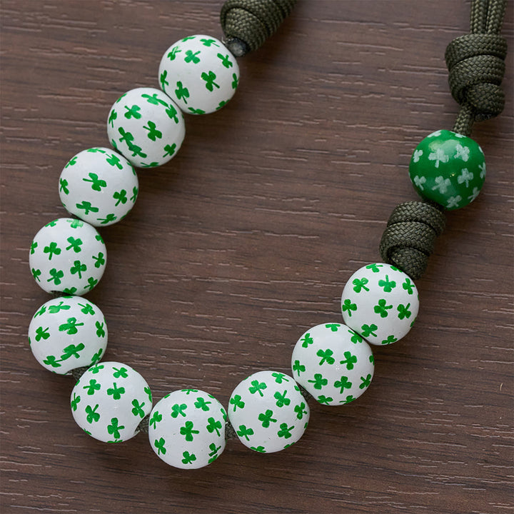 Christianartworkshop Chapelet de poche irlandais « Bénédiction et Foi Chanceuses » avec nœud éternel et perles en bois vert et blanc - image 7