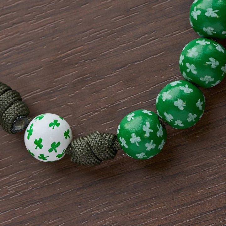 Christianartworkshop Chapelet de poche irlandais « Bénédiction et Foi Chanceuses » avec nœud éternel et perles en bois vert et blanc - image 13