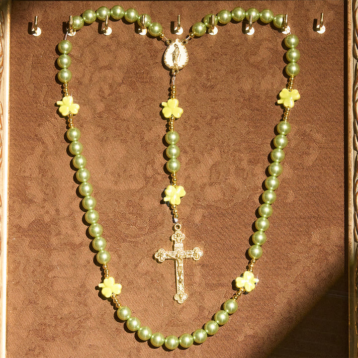 Christianartworkshop Chapelet vert de Saint Patrick avec trèfle porte-bonheur en céramique et centre de la Vierge Marie - image 2
