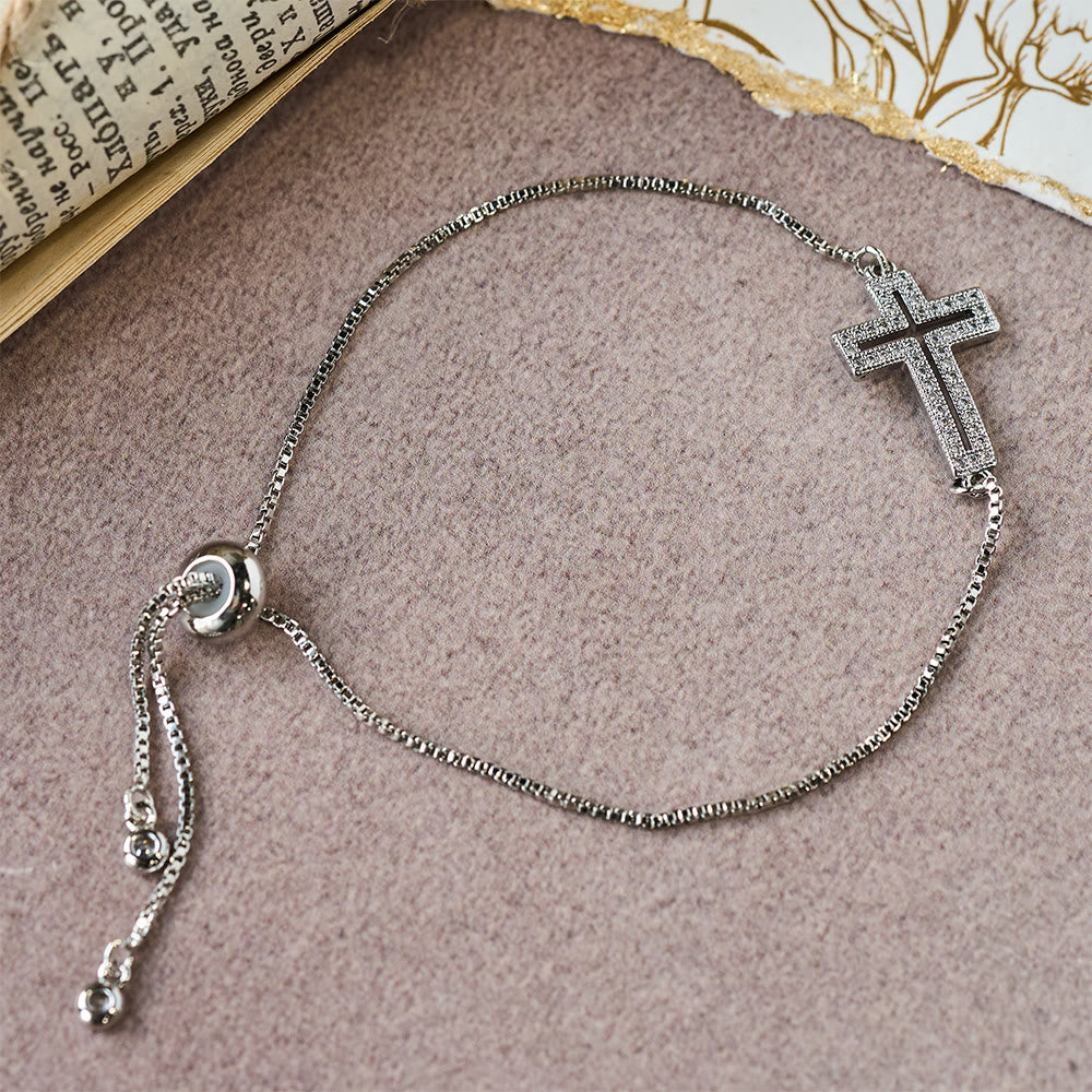 Christianartworkshop Bracelet croix en zircon doré/argenté/noir : Incarnez la grâce de la croix - Argent - image 5