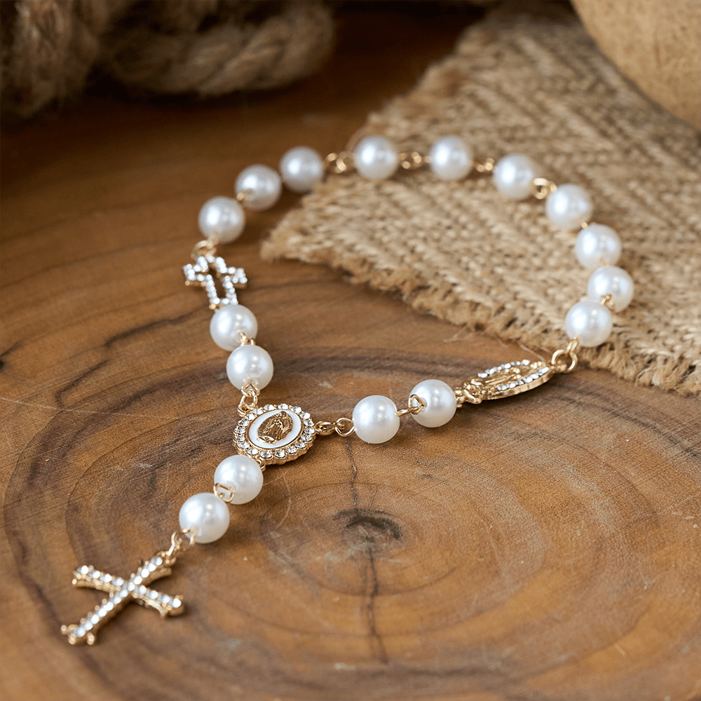 Chapelet élégant en perles blanches avec croix en zircon de Christianartworkshop : un symbole intemporel de dévotion et de grâce - image 2