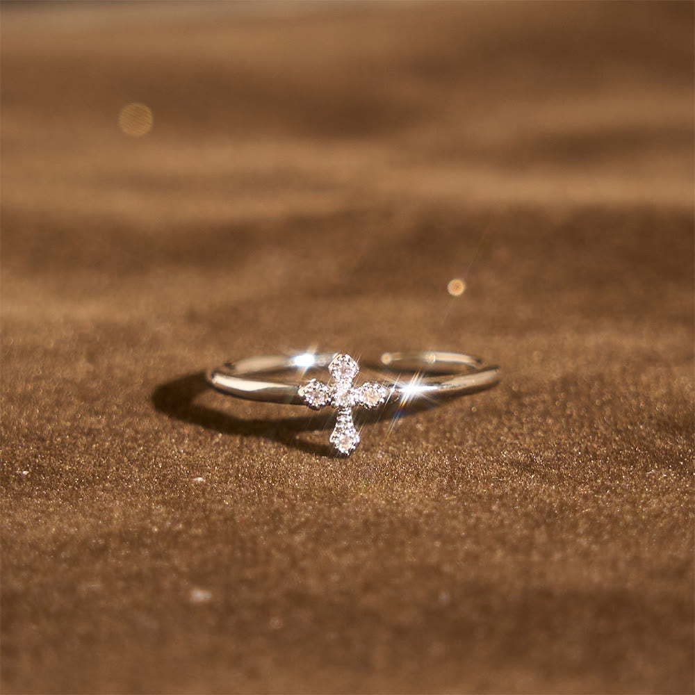 Christianartworkshop Bague croix sertie de zircon : un amour intemporel en or, argent et or rose - image 7