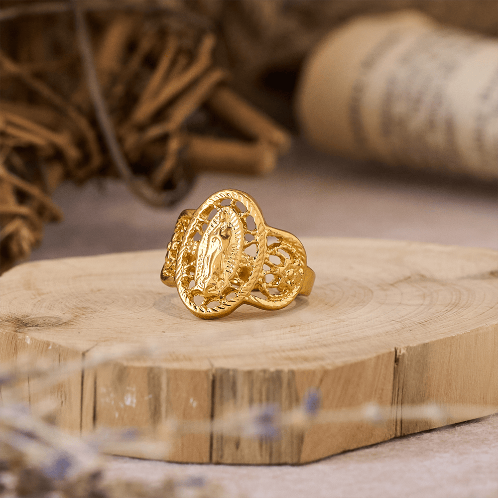 Christianartworkshop Bague ajourée ornée Notre-Dame : Trois variations de couleurs pour une dévotion intemporelle - image 9