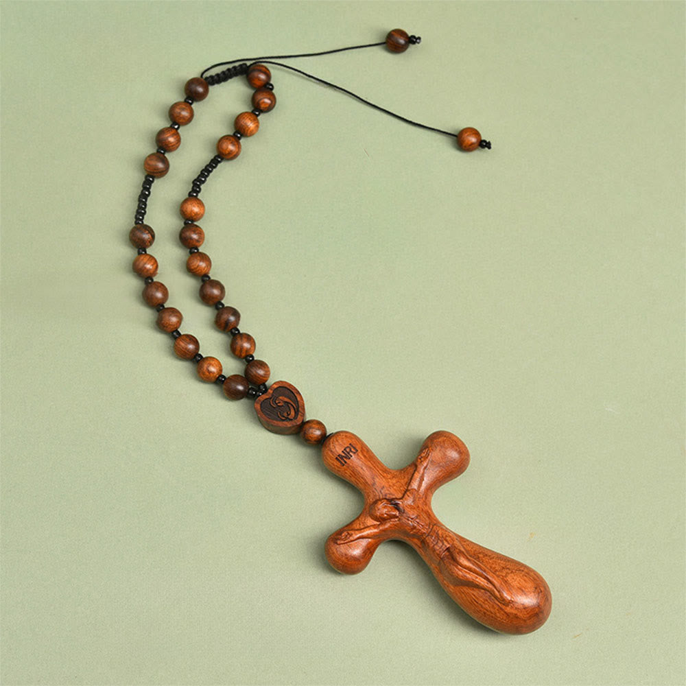 Christianartworkshop Pendentif chapelet en bois en forme de crucifix à deux motifs : un symbole de protection pour les voyageurs - Crucifix A - image 0