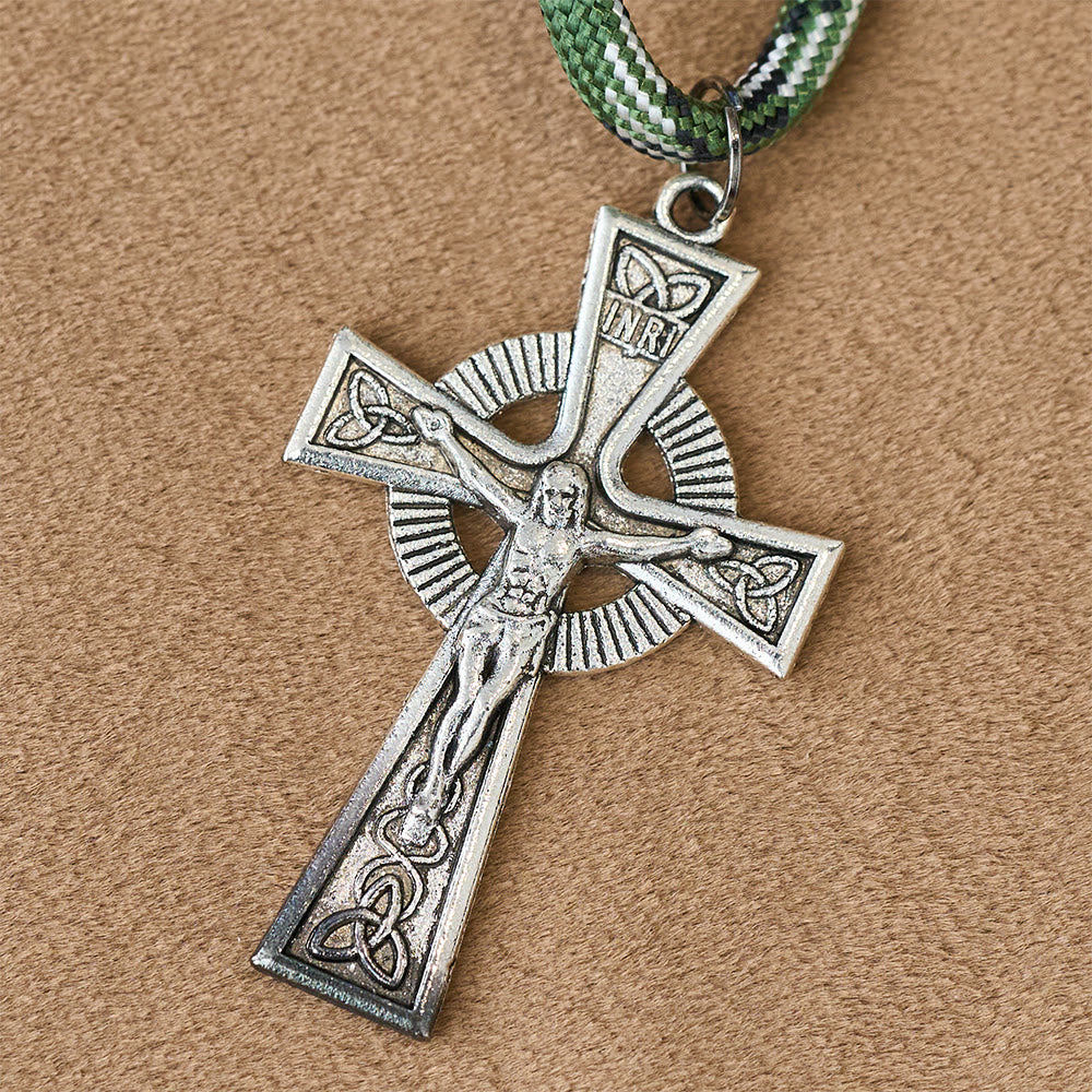 Christianartworkshop Chapelet de Pâques de poche en aventurine verte avec pendentif Saint Michel et croix celtique - image 5