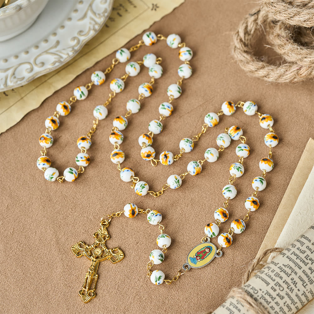 Christianartworkshop Chapelet de Pâques Marguerite Jaune avec perles en céramique et breloque Notre-Dame - image 1